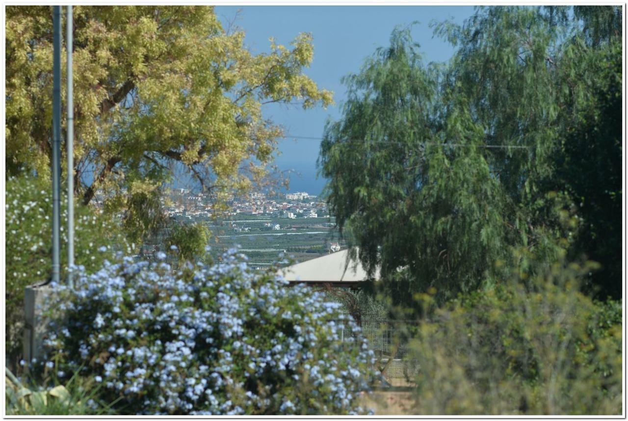 Cozy Home With Great View In Ancient Corinth Екстериор снимка