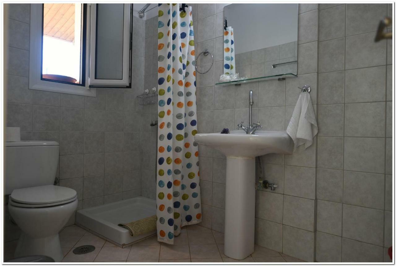 Cozy Home With Great View In Ancient Corinth Екстериор снимка